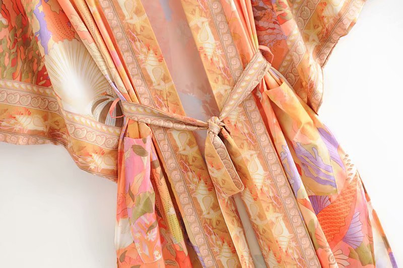 NÉLIA – Lång kimono med havstryck & sjöjungfrumotiv